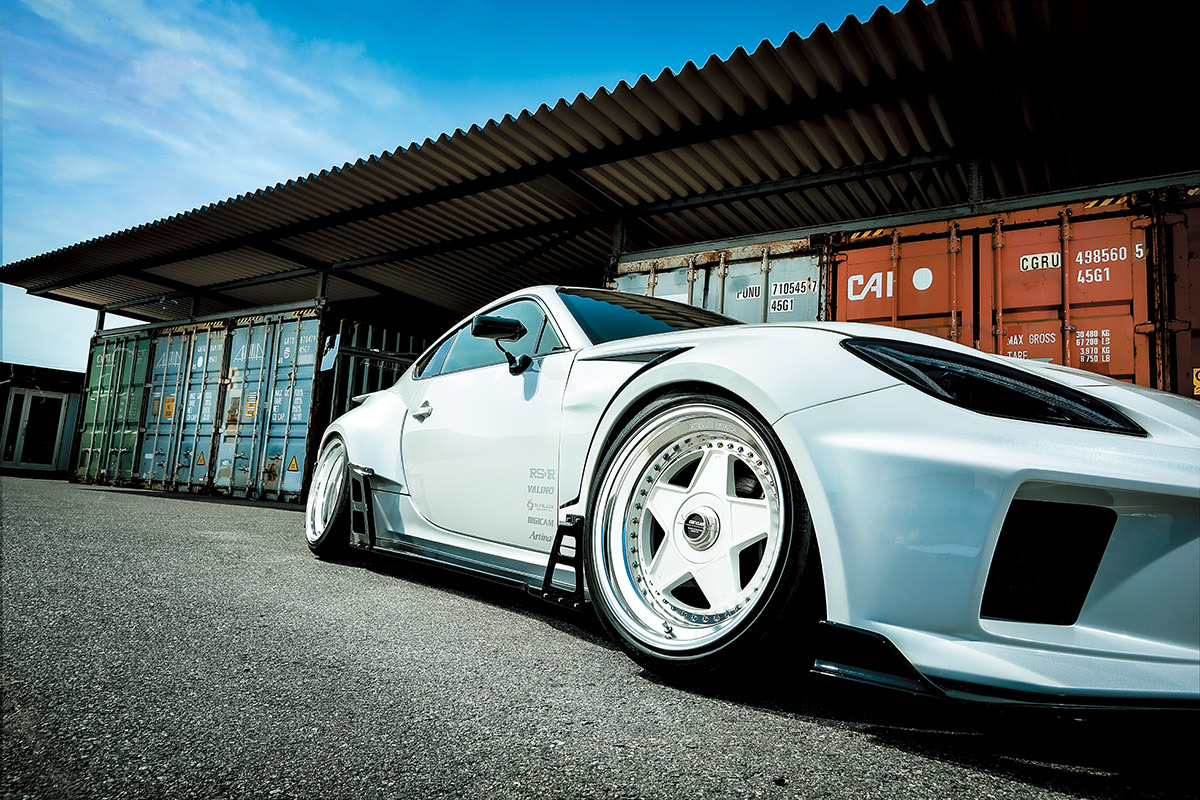 シェブロンレーシングS2、待望の小径化 CHEVLON RACING S2