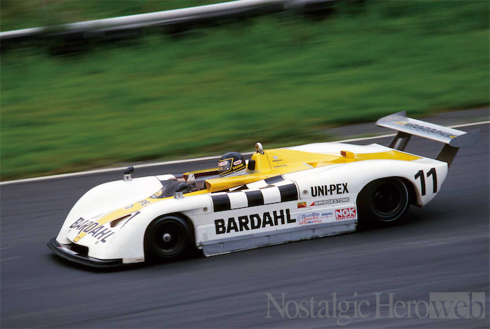 5b8113844ff3bd6fd6a1a0bc61131d