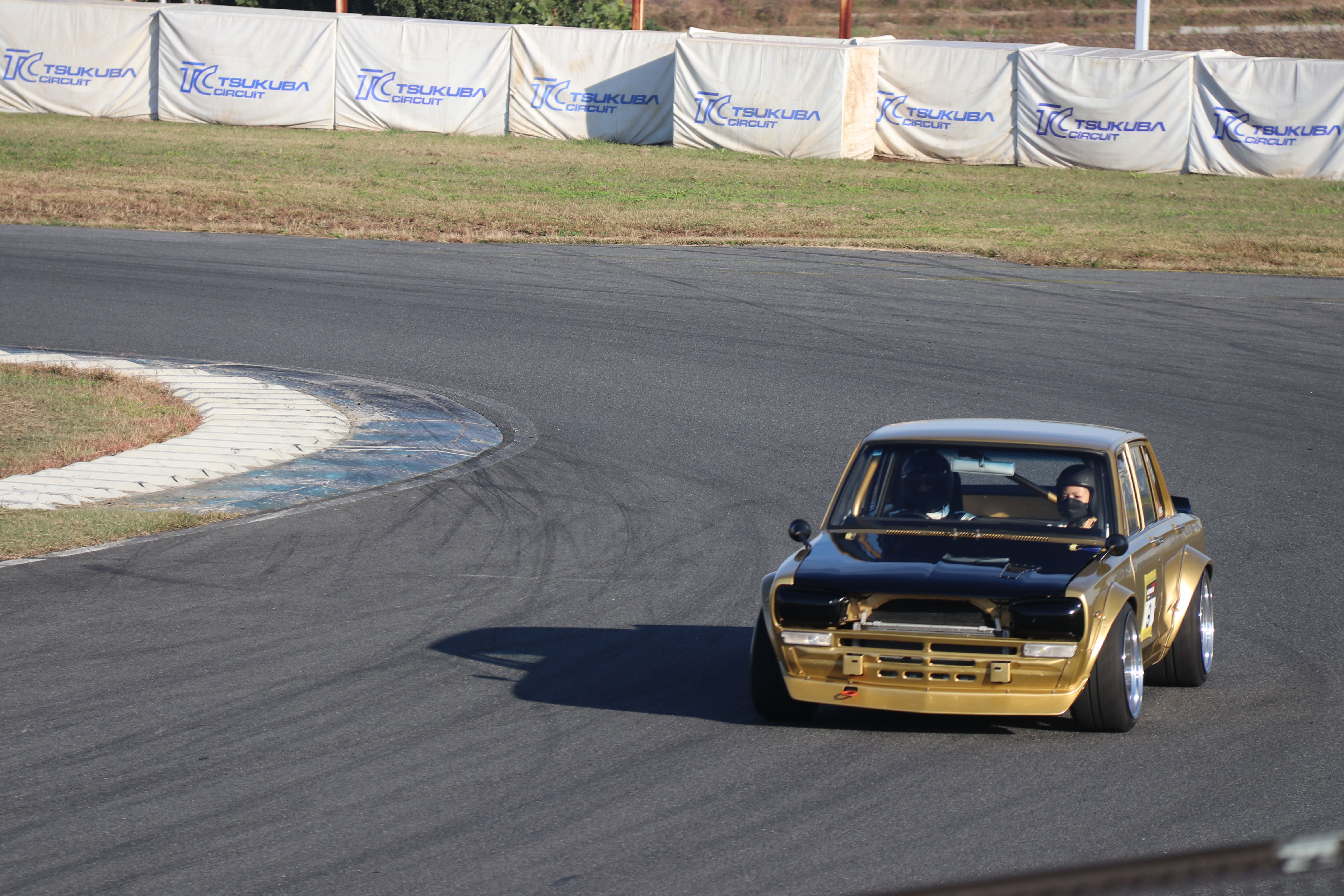 新旧56台が筑波サーキット コース1000を走行！ それぞれの目標を設定し 