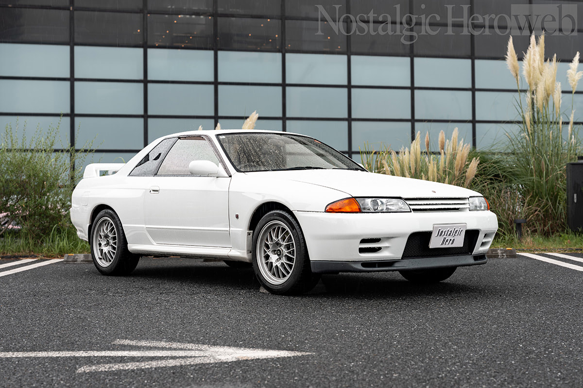 スカイライン32GT-Rエンブレム純正未開封 【公式通販】