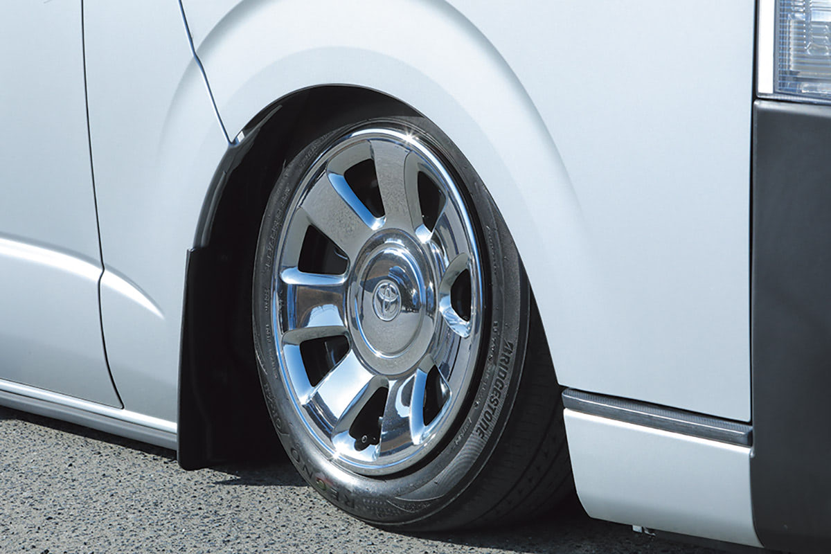 ハイエースに左ハンドルって、あったっけ!?】USでハイエースは流通して