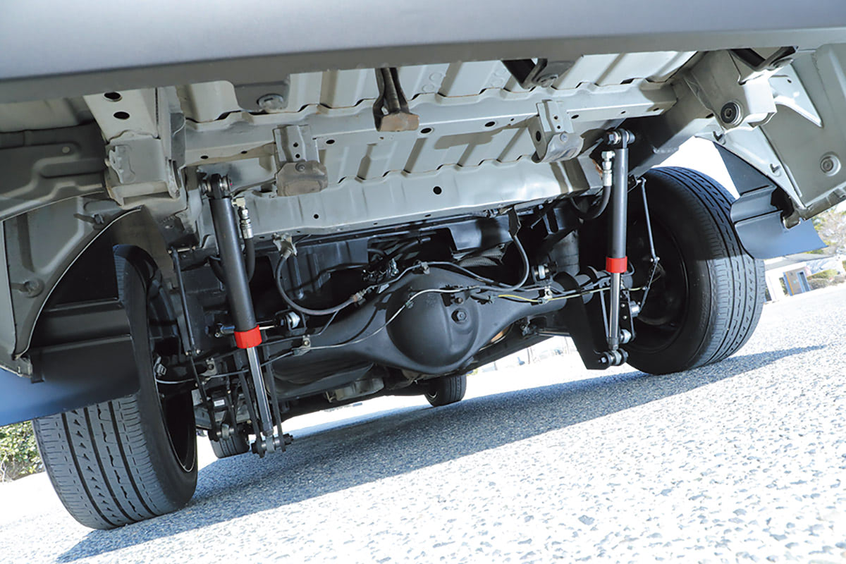 ハイエースに左ハンドルって、あったっけ!?】USでハイエースは流通して