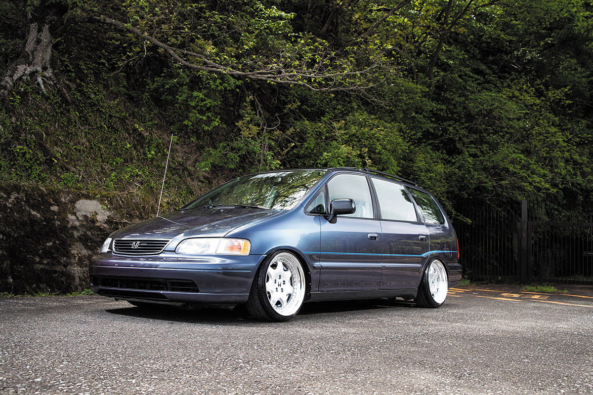 男のこだわりは足元で語れ！（5307WHEELS × HONDA ODYSSEY
