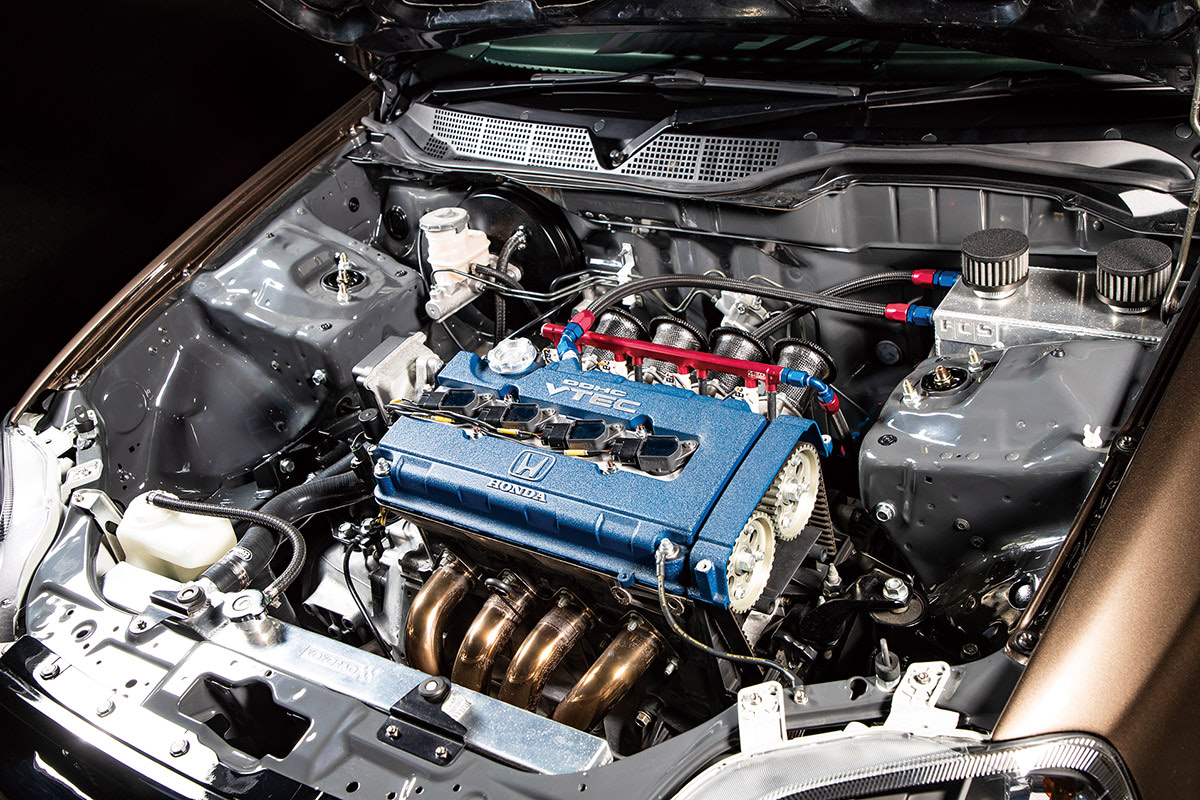 当時物レア？】EK9 CIVIC typeR 純正 エンジンヘッドカバー B型