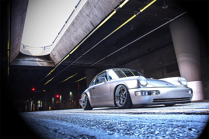 964でバッグドスタンス (J_MENDIIETA ✕ PORSCHE 911 CARRERA4