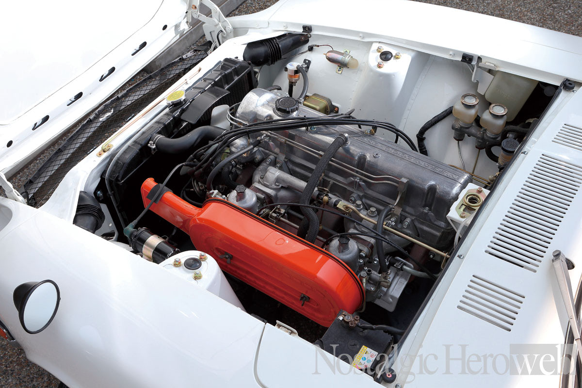 海外でも歓迎された、2台のスポーティークーペ【3】助手席に乗っても絵