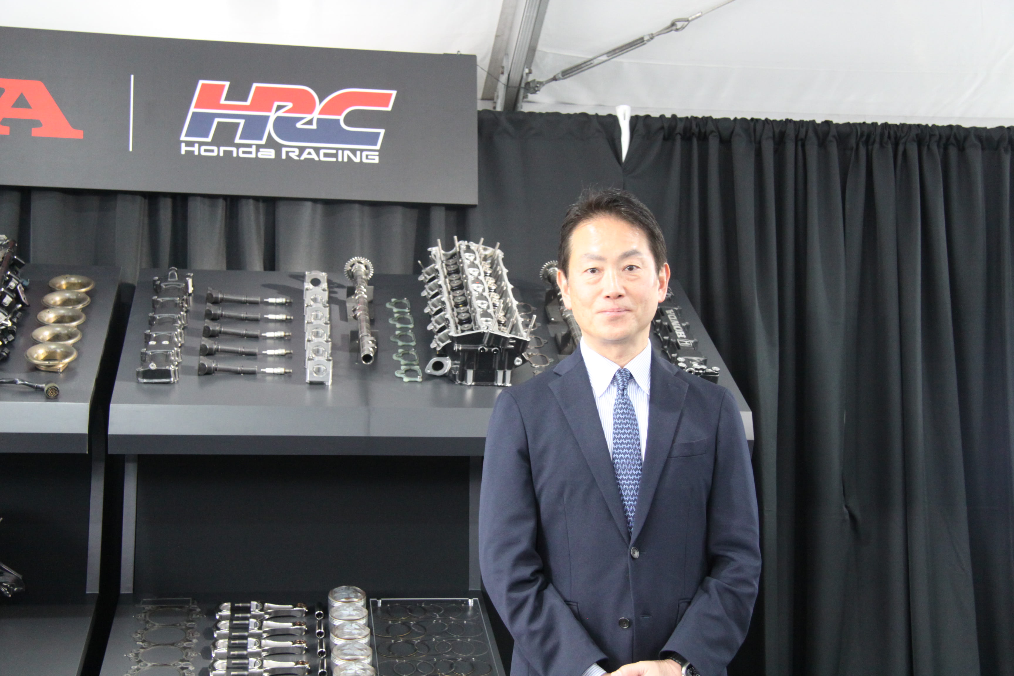 MC41系　300cc エンジン部品　HRC MC41系 300cc エンジン部品 HRC ホンダ 13000-K33-D04 クランク