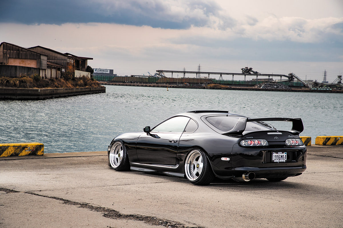 80スープラに乗る若者たち | stancemagazine [スタンス] | 大人の