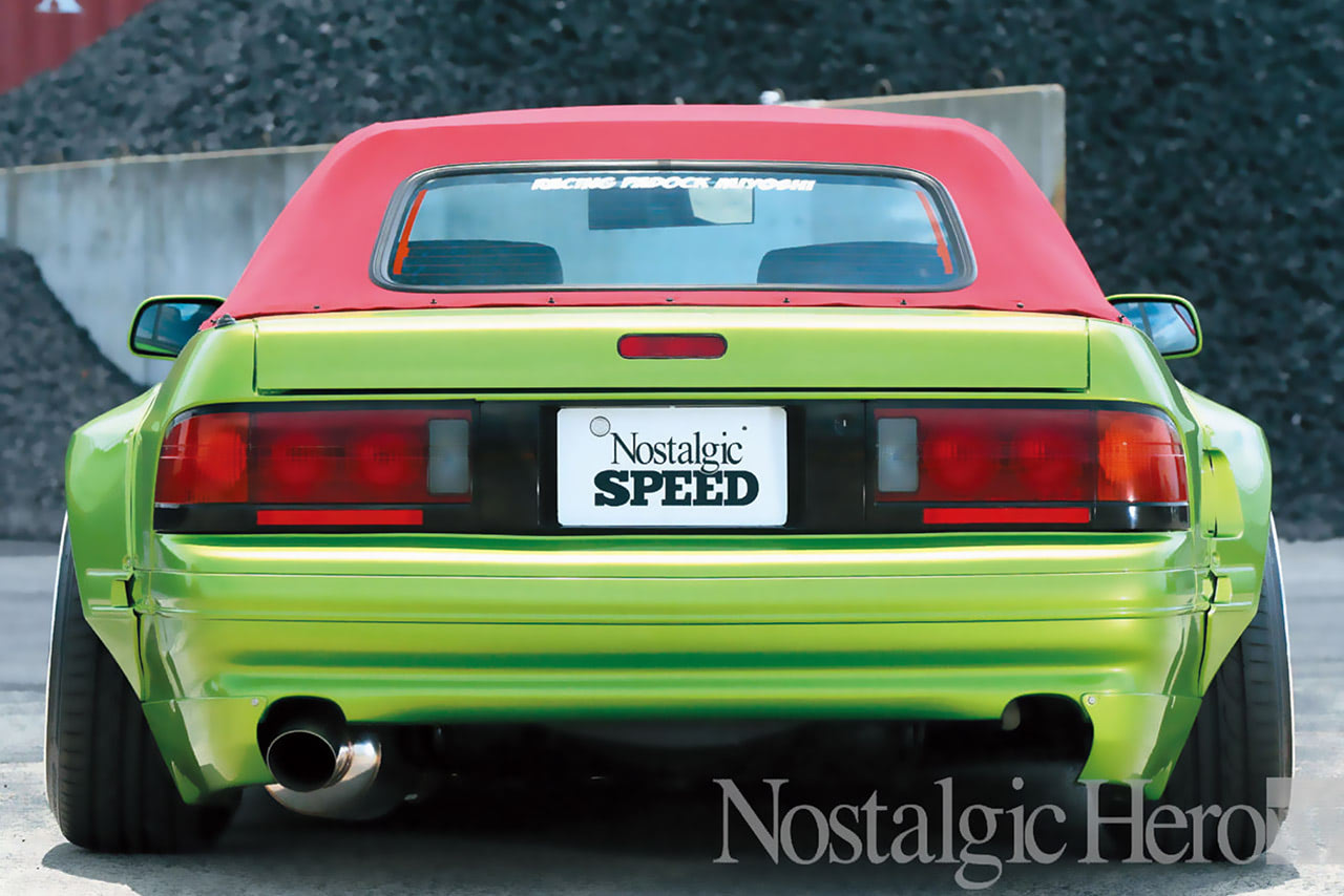 際立つ大人ロータリー【3】リアウインドーからメカニカルなシステムが