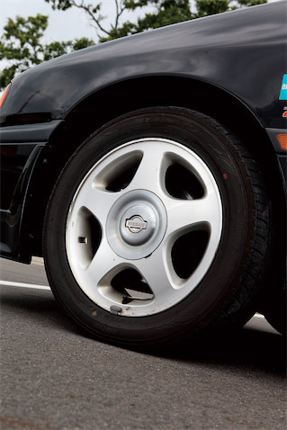 Gr.A「GT‐R時代」をJTCCで再現するために選ばれたP10プリメーラ。その