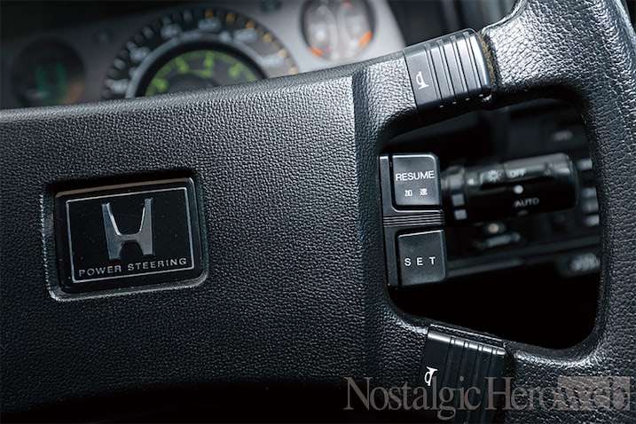 80年代の前奏曲として新時代の幕開けを告げたスペシャリティカー、初代