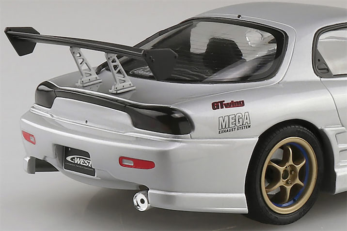 C-WEST代表が自らサーキットで磨いた「勝つための造形」。FD3S RX-7の