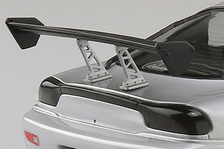 C-WEST代表が自らサーキットで磨いた「勝つための造形」。FD3S RX-7の