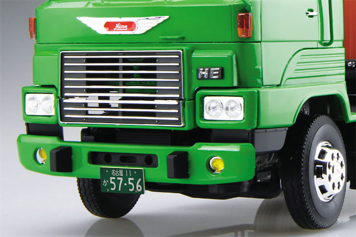 1970年代の街道王者が1／32で復活】日野HEハイキャブ後期型トレーラが