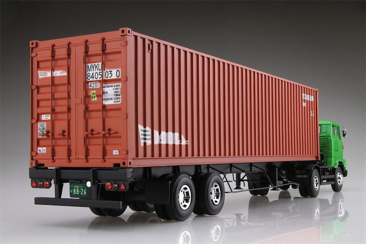 1970年代の街道王者が1／32で復活】日野HEハイキャブ後期型トレーラが
