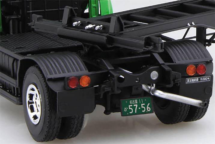 1970年代の街道王者が1／32で復活】日野HEハイキャブ後期型トレーラが