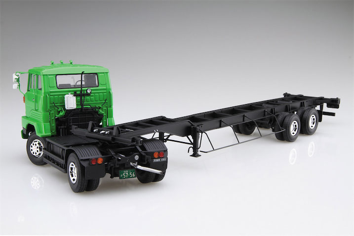 アオシマ日野HEトレーラ 1970年代の街道王者が1／32で復活】日野HEハイキャブ後期型トレーラが
