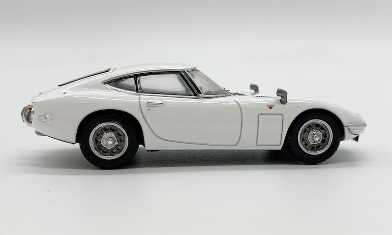 精密な仕上がりに大注目！】1967年式トヨタ2000GT前期型がハイ