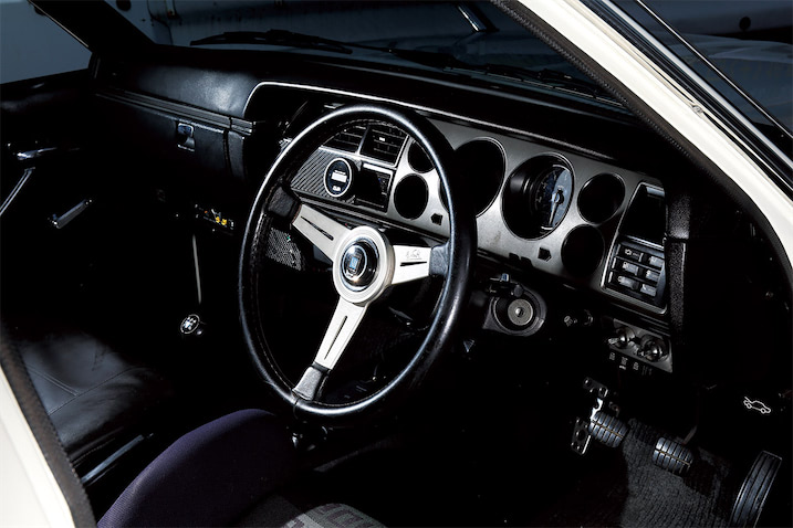 AE86用ストラットを移植！ プライベート製作のB310｜1979年式 日産