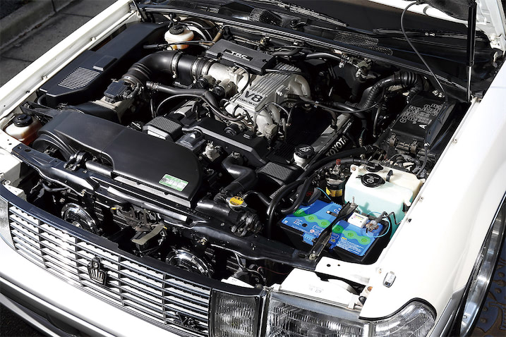 世界初・日本初はいつもクラウンだった。最先端のハイテク装備とV8