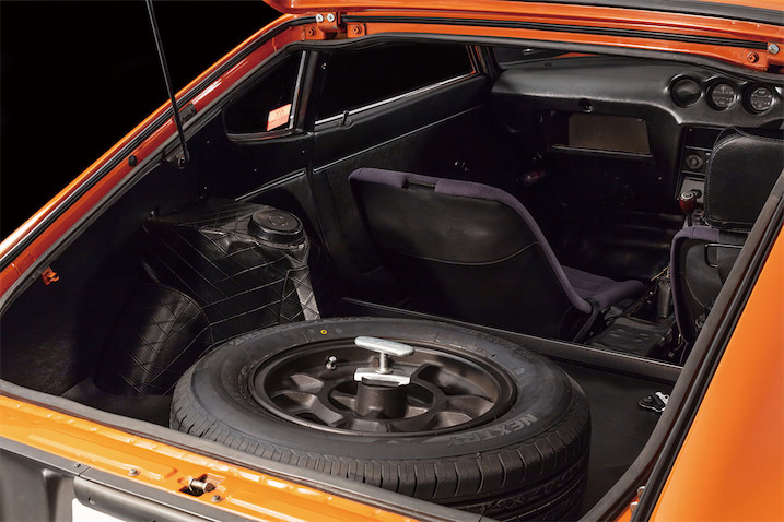 Z432の1040㎏の車両重量からさらに軽量化された432-R｜1972年式 日産