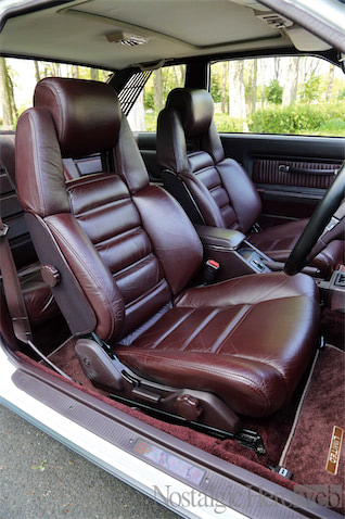 まるで新車のような初代ソアラ【1】発売当時価格 266.7万円。新開発の6